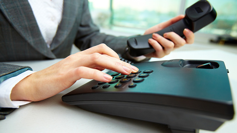 10 Yıllık Masaüstü Telefonu Yanlışı Tekrar Ortaya Çıktı