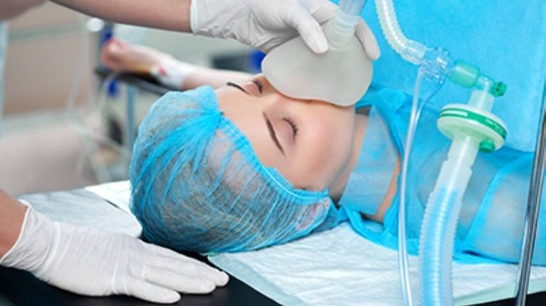 “Anestezi Aygıtlarının Hacker Hücumlarına Açık”