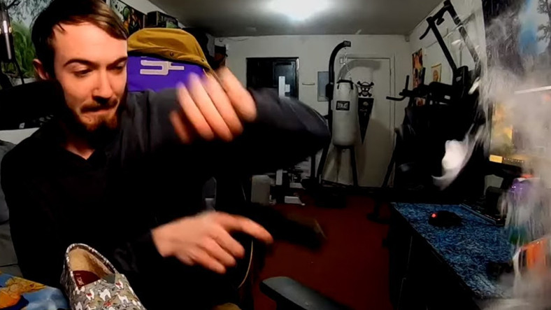 Canlı Yayında Silah Sıkan Bir Yayıncı, Twitch’ten Banlandı