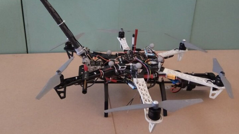 Çinli Araştırmacılar Yeni Uçan Robot Tasarladılar