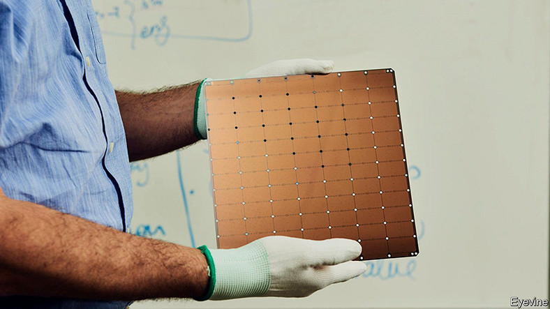 Dünyanın Bir Trilyon Transistöre Sahip Birinci Bilgisayar Çipi