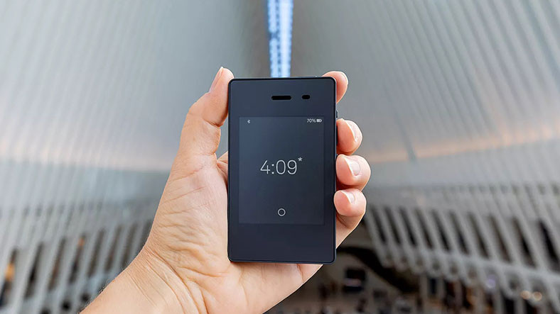 Düşük Teknolojiden Büyük Beklenti: Light Phone 2