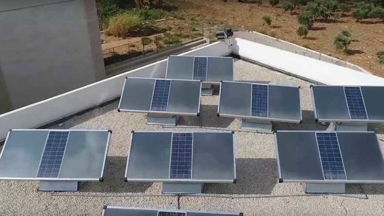 Havadaki Nemi İçme Suyuna Dönüştüren Güneş Paneli: Source