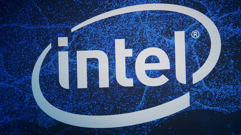 Intel, 10. Kuşak Comet Lake İşlemcilerini Tanıttı
