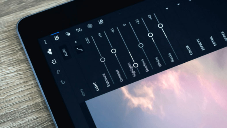 iPad için Adobe Lightroom’a ‘Split View’ Dayanağı Geldi