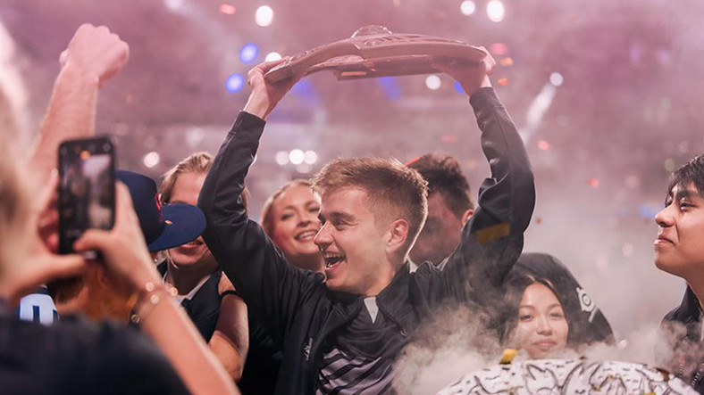 Johan ‘n0tail’ Sundstein, Twitch’ten Banlandı