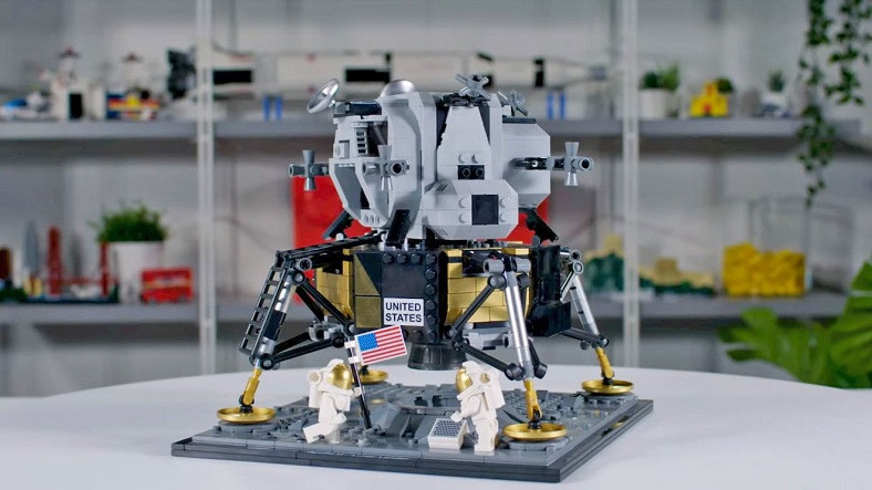 Lego, Özel Bir Apollo 11 Setini Satışa Çıkarıyor