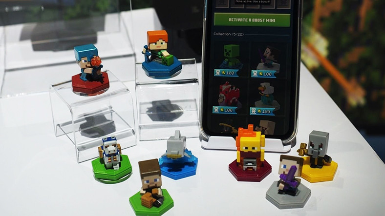 ‘Minecraft Earth’e NFC Dayanaklı Figürler Eklendi