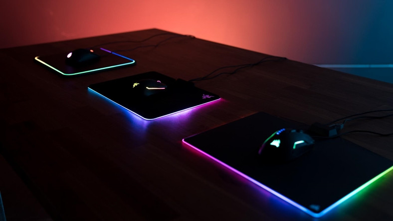 Razer, RGB MousePad’inin Daha Parlak Versiyonunu Üretti