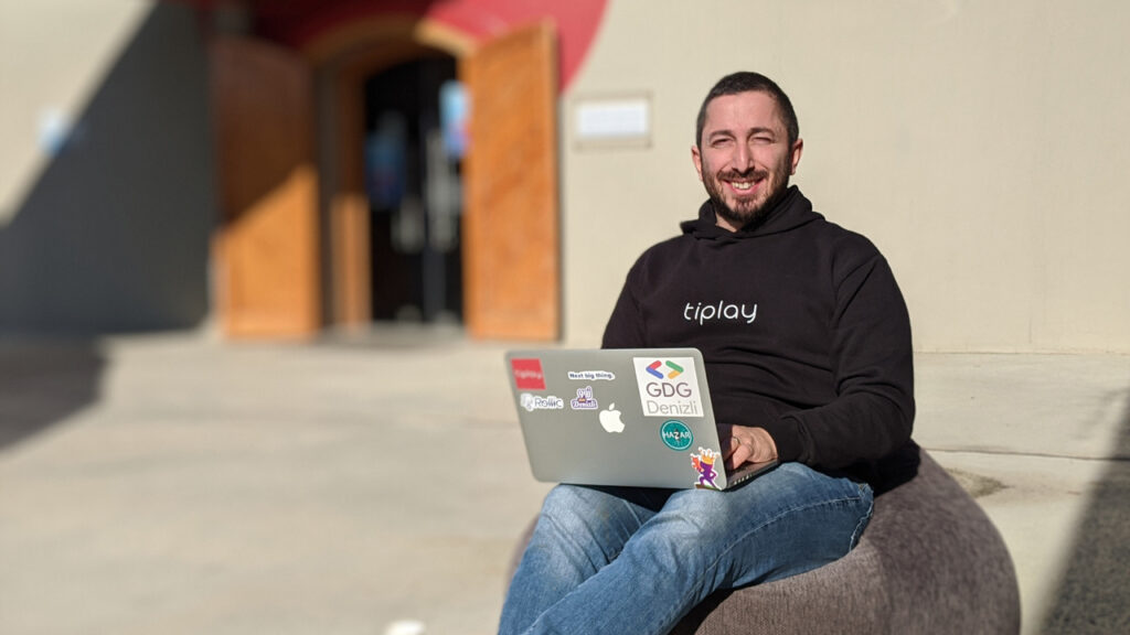 Tiplay Studio, Çıraklık Programıyla İstihdam Yaratıyor