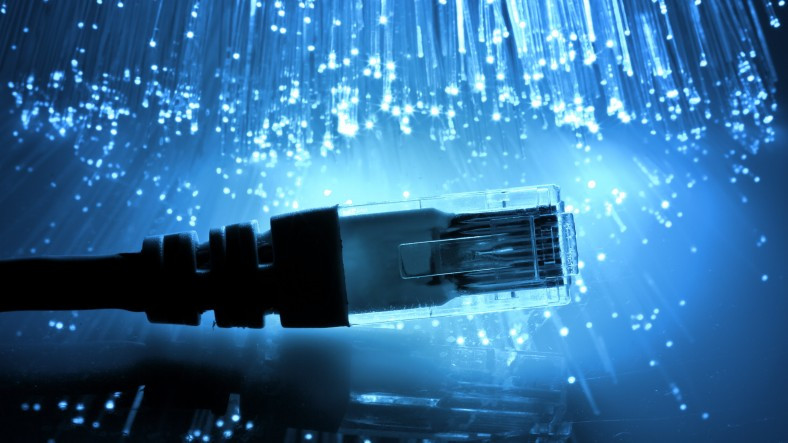 Türk Telekom CEO’su, Fiber Altyapı Uzunluğunu Açıkladı