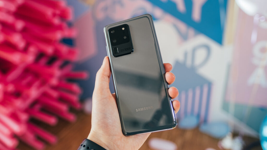 ABD’lileri en çok şad eden telefon modelinin hangisi olduğu açıklandı: Hayır; bu bir iPhone değil…