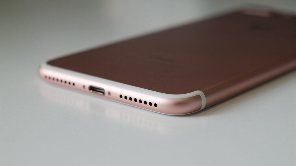 Apple, iPhone’da Ligtning yerine USB-C kullanacak mı? Yeni tez bir sefer daha başları karıştırdı