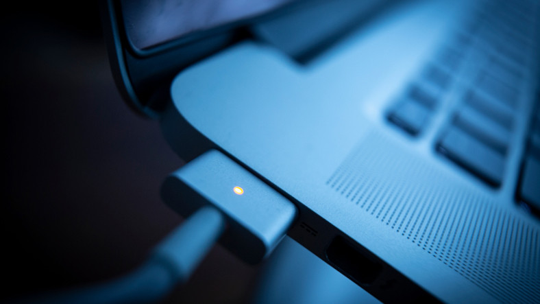 Apple, Kazara Makûs Gayeli Bir Yazılıma Onay Verdi