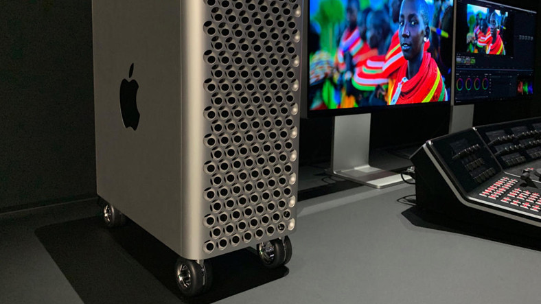 Apple, Mac Pro’nun Tekerleklerini Satışa Sundu