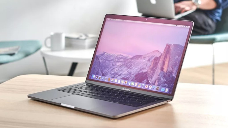 Başlangıç Düzey MacBook Pro’larda RAM Geliştirmeye Artırım
