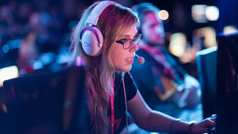 Bayanların da Cayır Cayır Oynadığı 5 Tanınan Taşınabilir Oyun