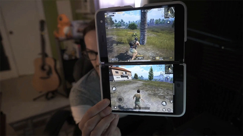 Bir YouTuber, Surface Duo’da Eş Vakitli Olarak PUBG Oynadı