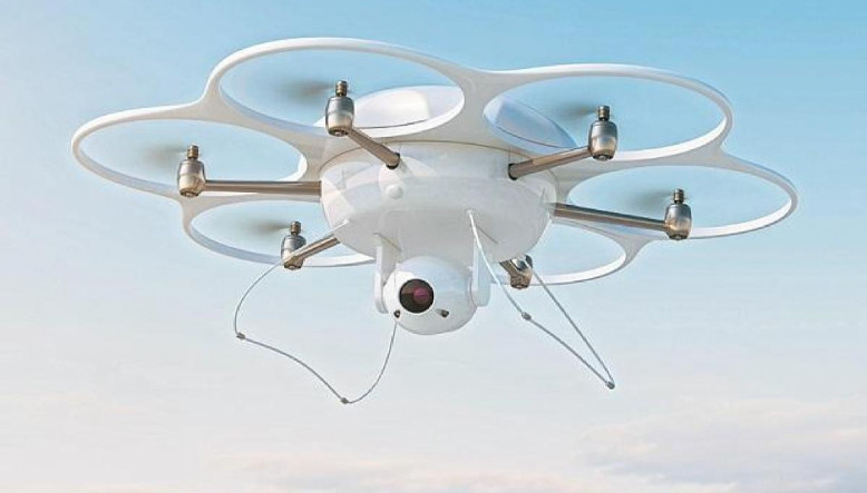 Drone ile Sokakta Yürüyen İnsanların Ateşleri Ölçülecek