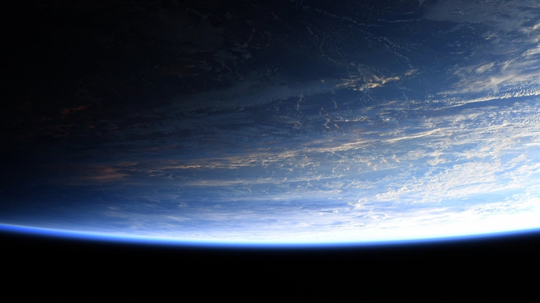 Dünya Fotoğrafında Yıldızların Gözükmemesi, Reaksiyon Çekti