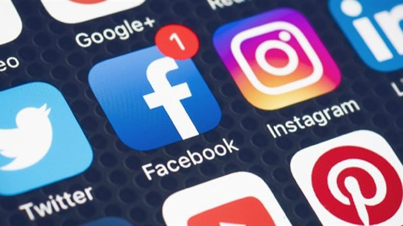 Facebook, COVID-19 Gönderileri İçin Bildirim Gönderecek
