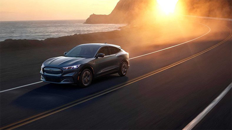 Ford Mustang Mach-E, Yola Çıkmaya Hazır