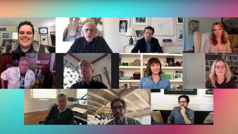 Geleceğe Dönüş Sineması Oyuncularını Bir Ortaya Getiren Görüntü