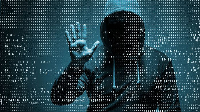 Hackerlar Telefonları Nasıl Ele Geçiriyor?