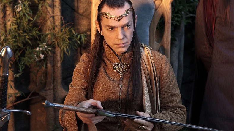 Hugo Weaving, Elrond’u Tekrar Canlandırmayacağını Açıkladı