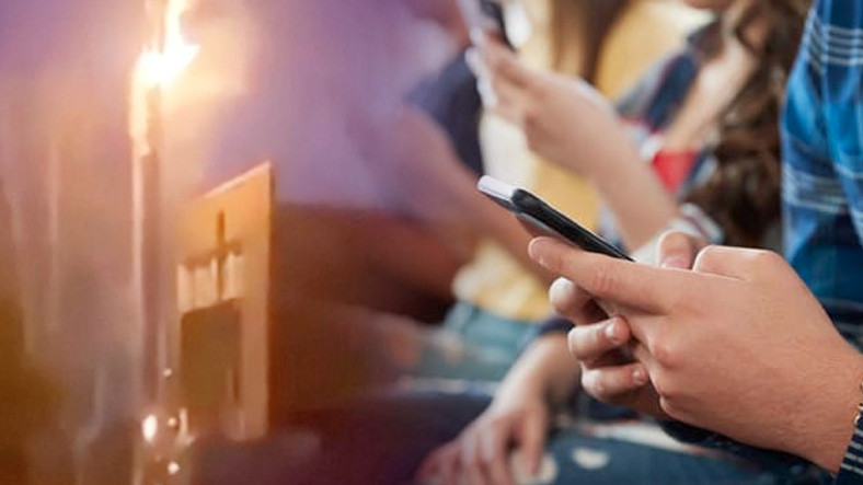 İngiltere de Toplumsal Medya Düzenlemesi Yapacak