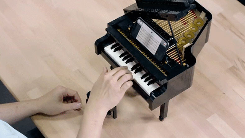 LEGO, Gerçek Piyanoyu Aratmayan ‘Grand Piano’ Setini Tanıttı