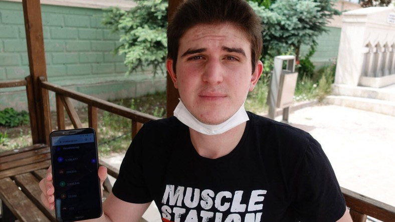 Lise Öğrencisinin COVID-19 Sitesi, Büyük İlgi Gördü