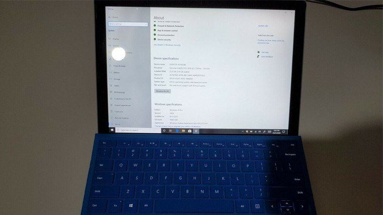 Microsoft Surface Pro 8 Prototipi eBay’de Ortaya Çıktı