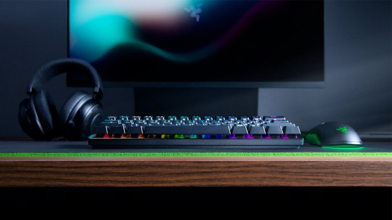 Razer’ın Yeni Küçük Oyuncu Klavyesi: Huntsman Küçük