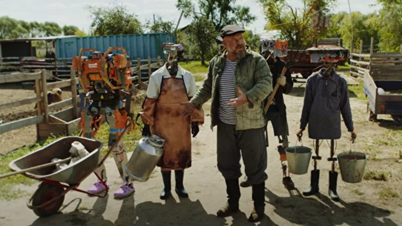 Rus “Cyberpunk Çiftliği” Görüntüsü Viral Oldu