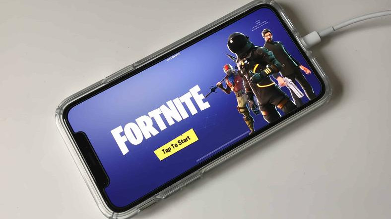 Sahibinden’deki 20 Bin TL’ye Fortnite Yüklü iPhone 11 İlanı