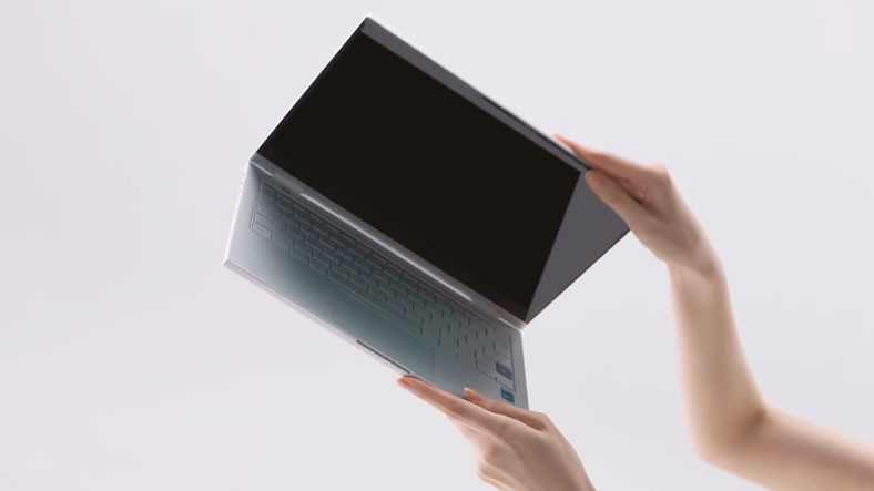 Samsung, Galaxy Book Flex 2 5G İçin 2 Görüntü Yayınladı
