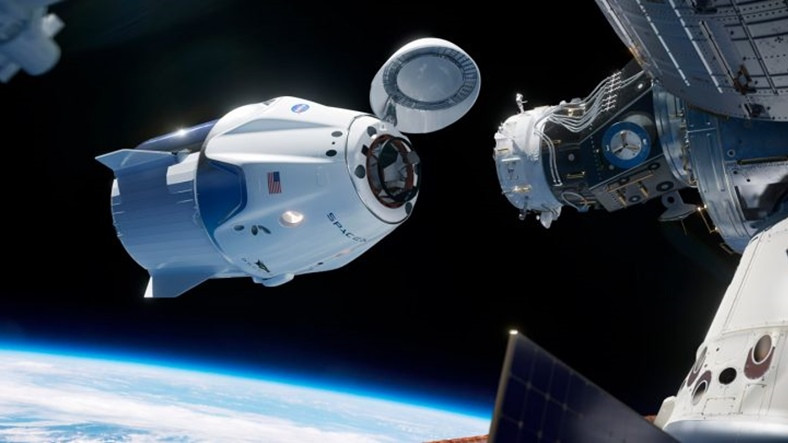 SpaceX, Astronotların Eğitim Simülatörünü Yayınladı