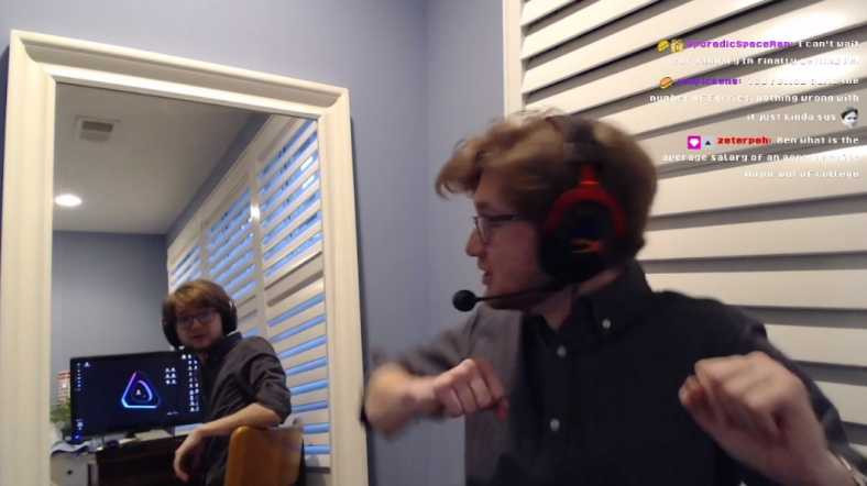 Twitch Yayıncısının Baş Karıştıran Ayna Numarası