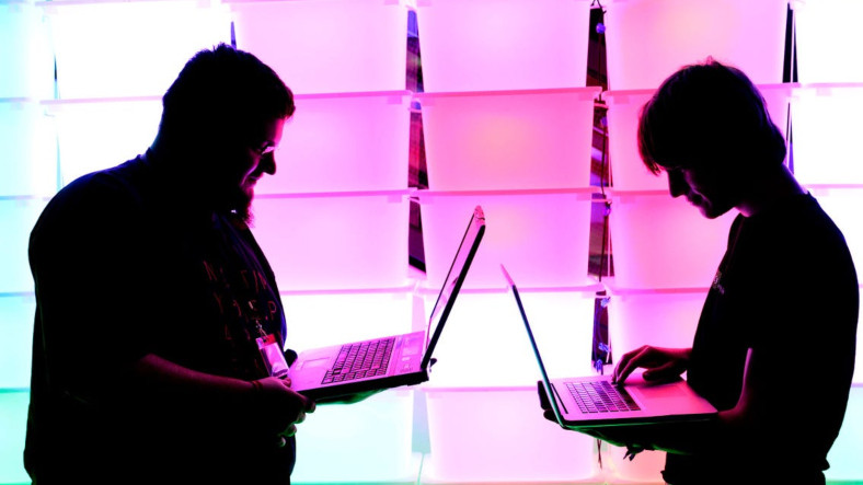 Twitter Trollerini Sırf 50 Tweette Yakalayan Algoritma