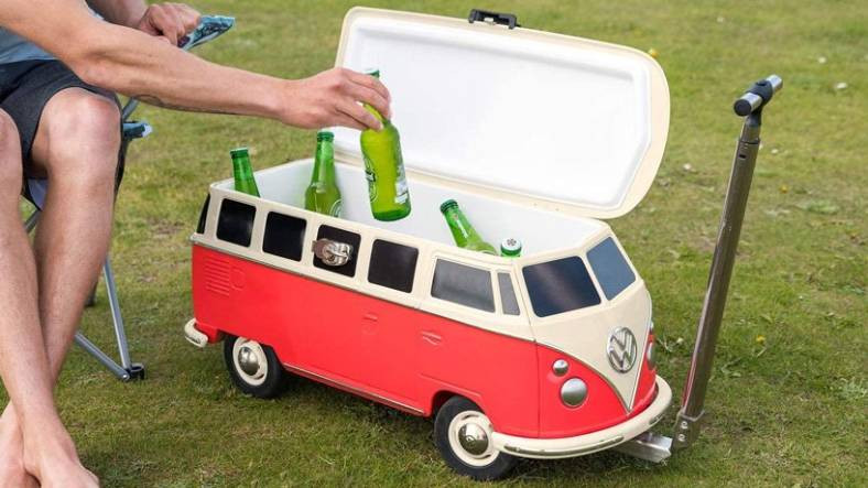 Volkswagen T1’den Esinlenilen Küçük Buzdolabı: VW Cool Box