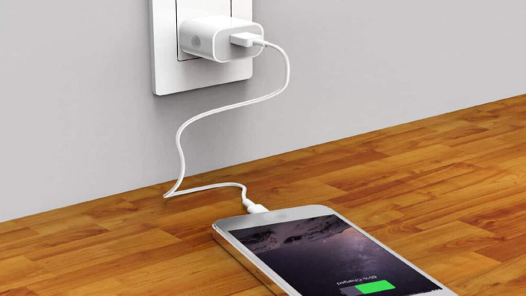 Avrupa’dan sonra, USB – Lightning tartışmalarına ABD de katıldı