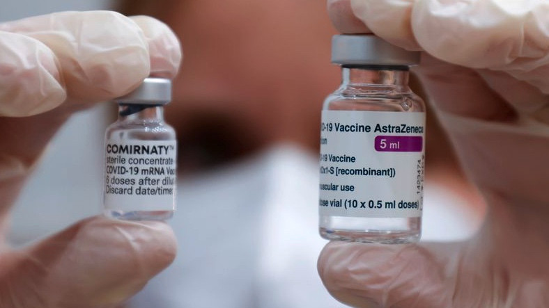 BioNTech ve AstraZenaca Aşıları Yüksek Riskli Kümede Tesirli