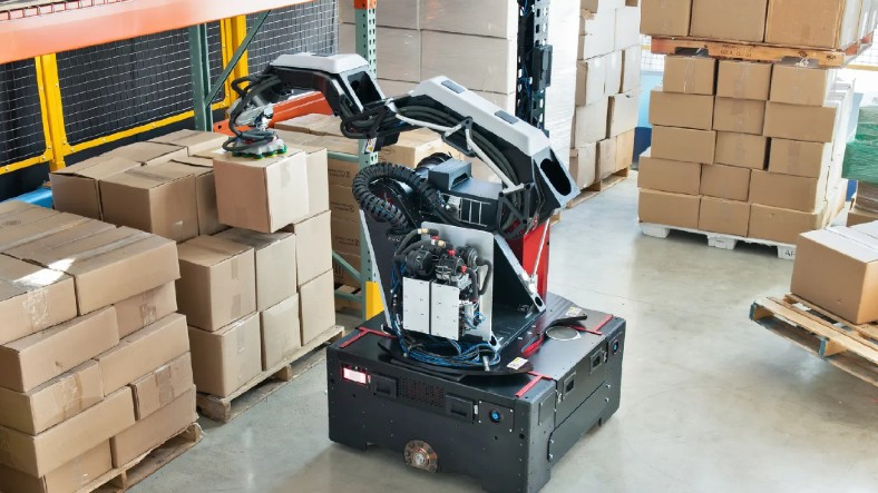 Boston Dynamics, Yeni Robotu Strecth’i Tanıttı