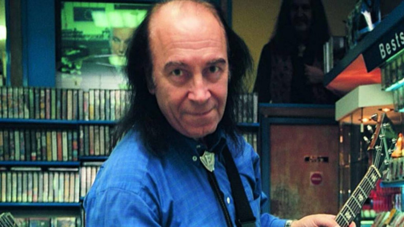 Erkin Koray, Yapıtlarını Müsaadesiz Kullananlara İsyan Etti