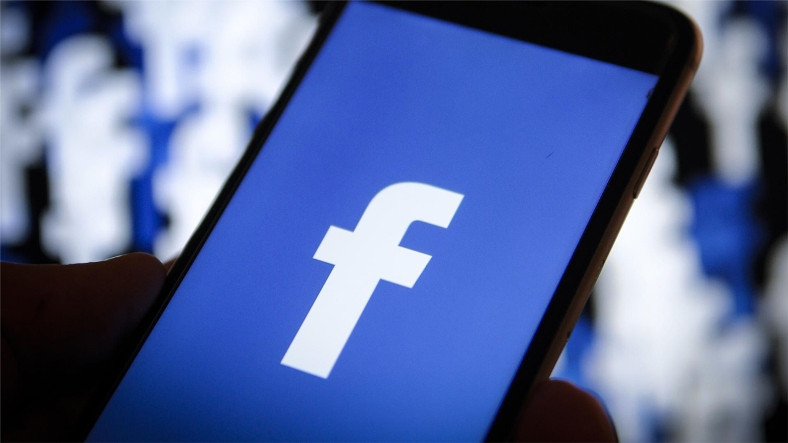Facebook’taki Fotoğrafları Öteki Platforma Aktarma