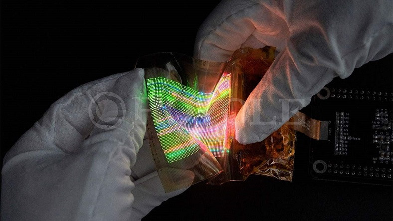 Royole, Eğilip Bükülebilen Micro LED Ekranını Tanıttı