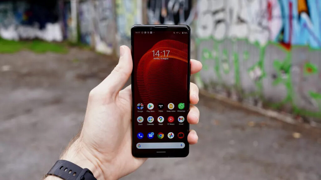 Sony’nin iptal edildiği konuşulan Xperia 5 IV’ünden sürpriz bir sızıntı geldi