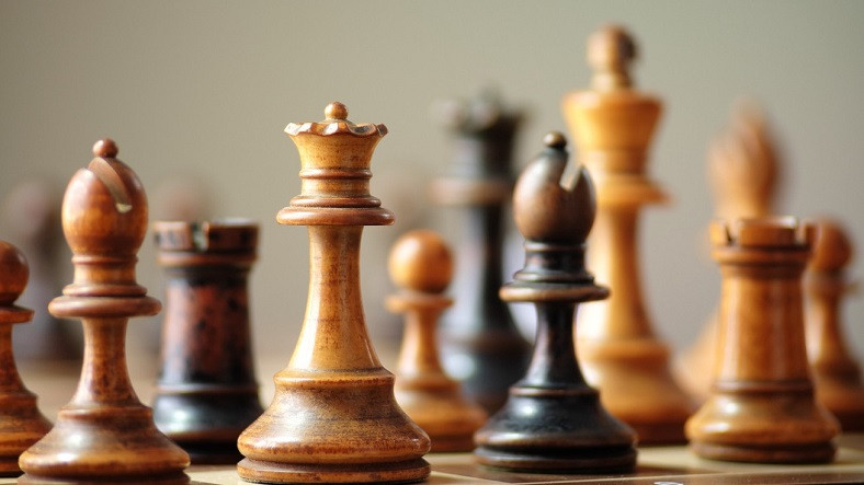 YouTube, Bir Satranç Kanalını Ezkaza Engelledi