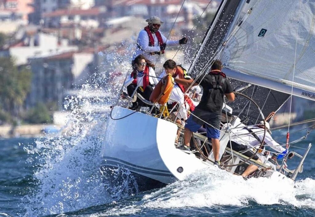 11. TAYK-Eker Olympos Regatta Yelken Yarışı’nın Tirilye etabı tamamlandı
